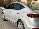 Hyundai Elantra 2017 года за 8 250 000 тг. в Караганда – фото 4