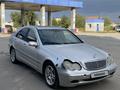 Mercedes-Benz C 180 2003 года за 2 500 000 тг. в Усть-Каменогорск – фото 4