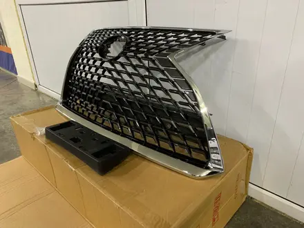 Решетка радиатора Lexus RX 2019-2021 в сборе за 145 000 тг. в Алматы – фото 2