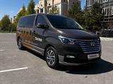 Hyundai Starex 2020 года за 16 700 000 тг. в Алматы – фото 2