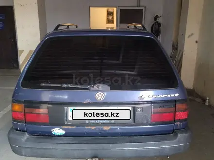 Volkswagen Passat 1993 года за 1 000 000 тг. в Астана – фото 4