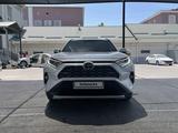 Toyota RAV4 2020 года за 23 000 000 тг. в Шымкент – фото 4
