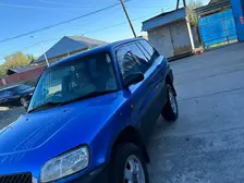 Toyota RAV4, 2000