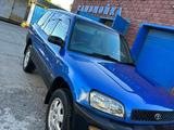 Toyota RAV4 2000 года за 2 000 000 тг. в Ушарал – фото 2