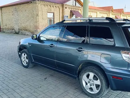 Mitsubishi Outlander 2003 года за 3 000 000 тг. в Арысь – фото 2