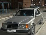 Mercedes-Benz E 200 1992 года за 1 384 106 тг. в Шиели – фото 4