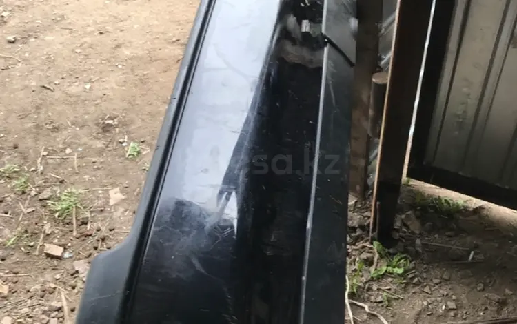 Бампер заднийүшін40 000 тг. в Караганда