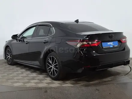 Toyota Camry 2022 года за 11 150 000 тг. в Астана – фото 7