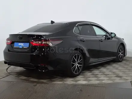 Toyota Camry 2022 года за 11 150 000 тг. в Астана – фото 5