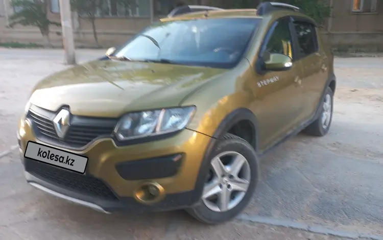 Renault Sandero 2015 годаfor3 800 000 тг. в Актау