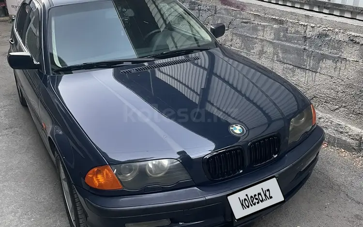 BMW 325 1999 года за 3 100 000 тг. в Алматы