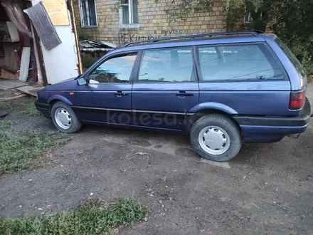 Volkswagen Passat 1993 года за 1 800 000 тг. в Караганда – фото 2