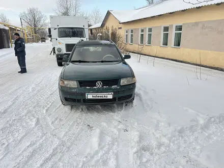 Volkswagen Passat 1997 года за 1 650 000 тг. в Караганда – фото 3