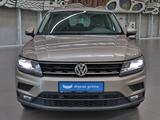 Volkswagen Tiguan 2018 года за 9 990 000 тг. в Алматы – фото 2