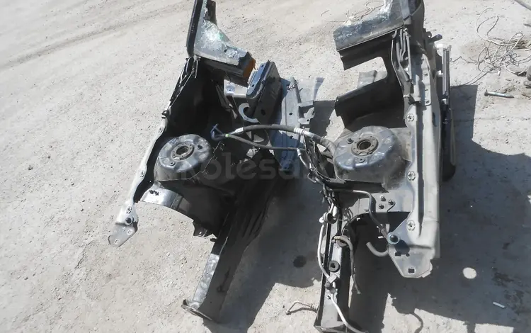 Лонжерон передний Mercedes Benz W203 за 5 000 тг. в Алматы