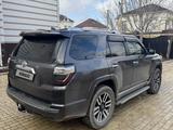 Toyota 4Runner 2015 годаfor16 300 000 тг. в Актау – фото 2