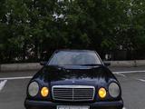 Mercedes-Benz E 230 1996 года за 2 700 000 тг. в Кокшетау – фото 2