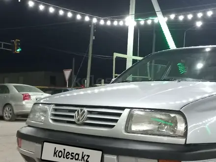 Volkswagen Vento 1993 года за 1 500 000 тг. в Шымкент – фото 3