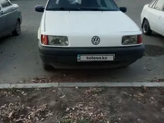 Volkswagen Passat, 1993