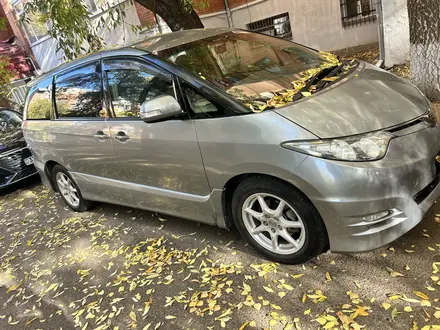 Toyota Estima 2006 года за 7 500 000 тг. в Астана