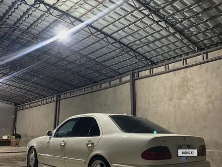 Mercedes-Benz E 55 AMG 1999 года за 8 500 000 тг. в Алматы – фото 4