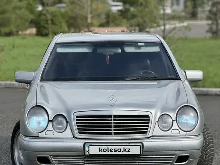 Mercedes-Benz E 230 1996 года за 2 500 000 тг. в Кокшетау – фото 26