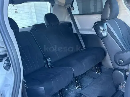 Toyota Sienna 2015 года за 14 200 000 тг. в Астана – фото 22