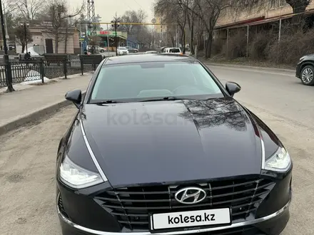 Hyundai Sonata 2021 года за 10 000 000 тг. в Астана – фото 4