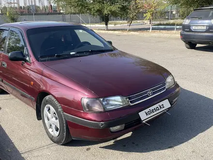 Toyota Carina E 1995 года за 2 000 000 тг. в Алматы – фото 2