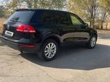 Volkswagen Touareg 2012 года за 13 500 000 тг. в Алматы – фото 3