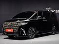 Toyota Alphard 2025 года за 52 000 000 тг. в Астана