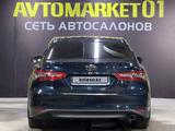 Toyota Camry 2018 годаүшін12 900 000 тг. в Астана – фото 4