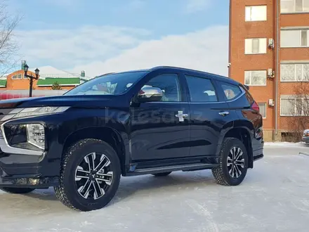 Mitsubishi Montero Sport 2024 года за 20 990 000 тг. в Астана – фото 4