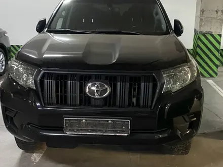 Toyota Land Cruiser Prado 2018 года за 21 000 000 тг. в Астана – фото 5