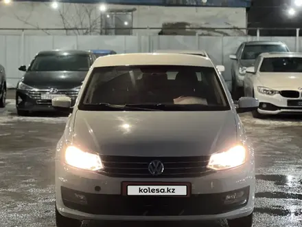 Volkswagen Polo 2015 года за 4 690 000 тг. в Алматы – фото 2