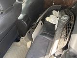 Toyota Camry 2013 года за 965 852 тг. в Актобе – фото 3