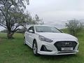 Hyundai Sonata 2017 года за 8 200 000 тг. в Актобе – фото 2