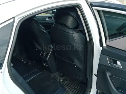 Hyundai Sonata 2017 года за 8 200 000 тг. в Актобе – фото 5