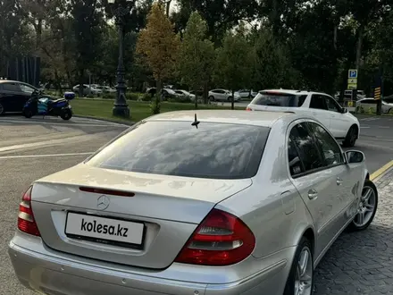 Mercedes-Benz E 240 2002 года за 6 500 000 тг. в Алматы – фото 4