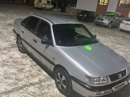 Volkswagen Passat 1994 года за 2 000 000 тг. в Актобе – фото 8