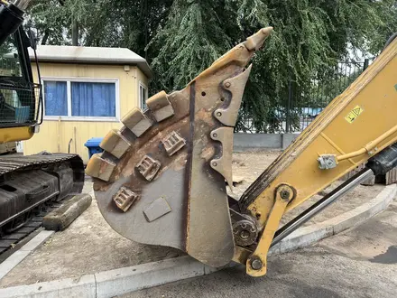 Caterpillar  330 D 2018 года за 65 000 000 тг. в Алматы – фото 6