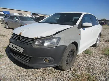 Volkswagen Polo 2014 года за 2 893 333 тг. в Шымкент – фото 2