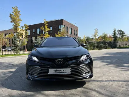 Toyota Camry 2020 года за 18 500 000 тг. в Алматы – фото 10