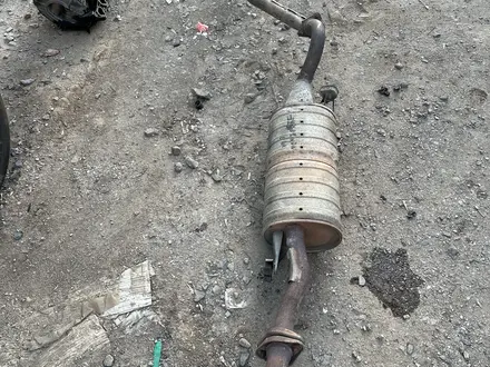 Глушитель средняя часть выхлопная труба за 35 000 тг. в Астана – фото 2