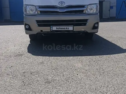 Toyota Hiace 2011 года за 12 300 000 тг. в Алматы