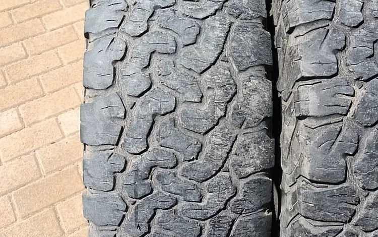 ОДНА шина 265/65 R17 — "BFGoodrich All-Terrain T/A" (США), летняя за 15 000 тг. в Астана