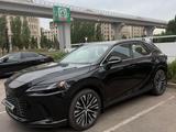 Lexus RX 500h 2025 годаүшін37 499 000 тг. в Астана – фото 2