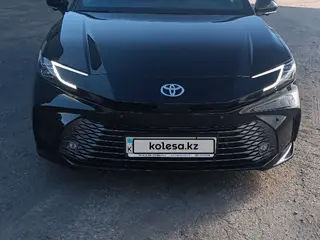 Toyota Camry, 2025