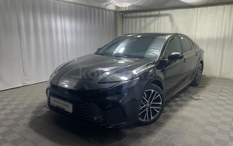 Toyota Camry Luxe 2025 года за 19 500 000 тг. в Алматы