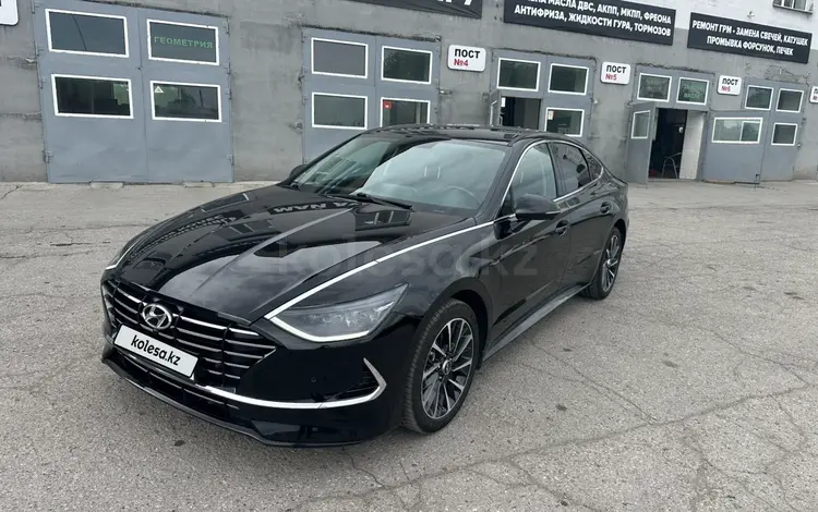 Hyundai Sonata 2023 года за 11 790 000 тг. в Караганда